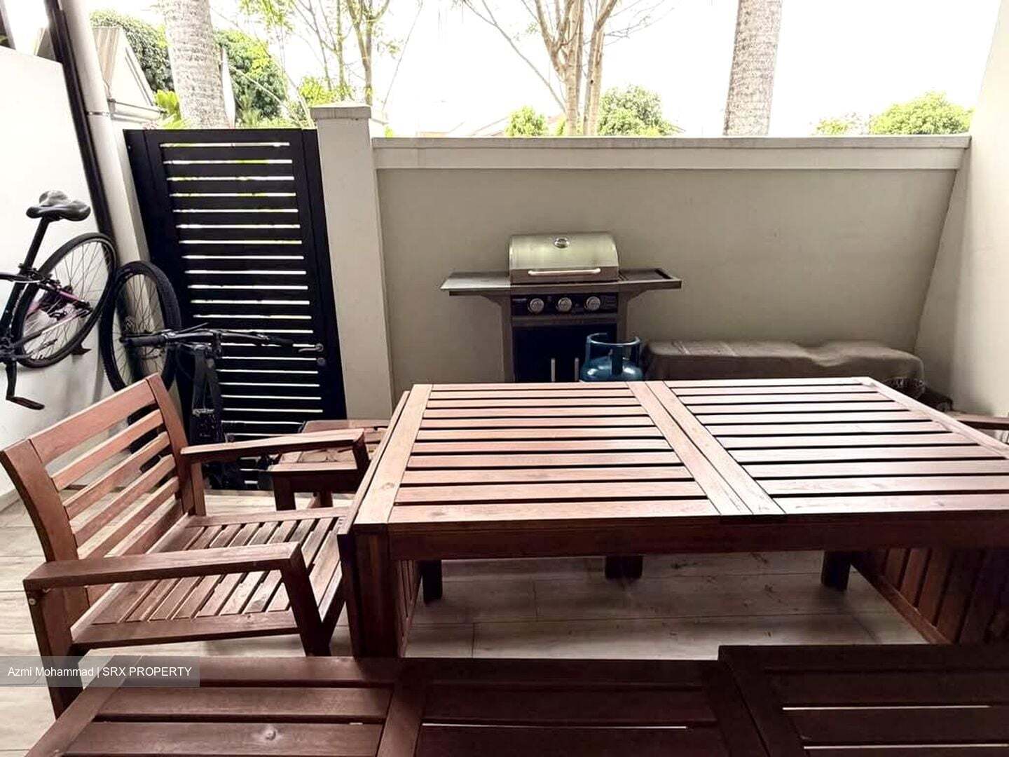 Loyang Villas (D17), Terrace #568173291